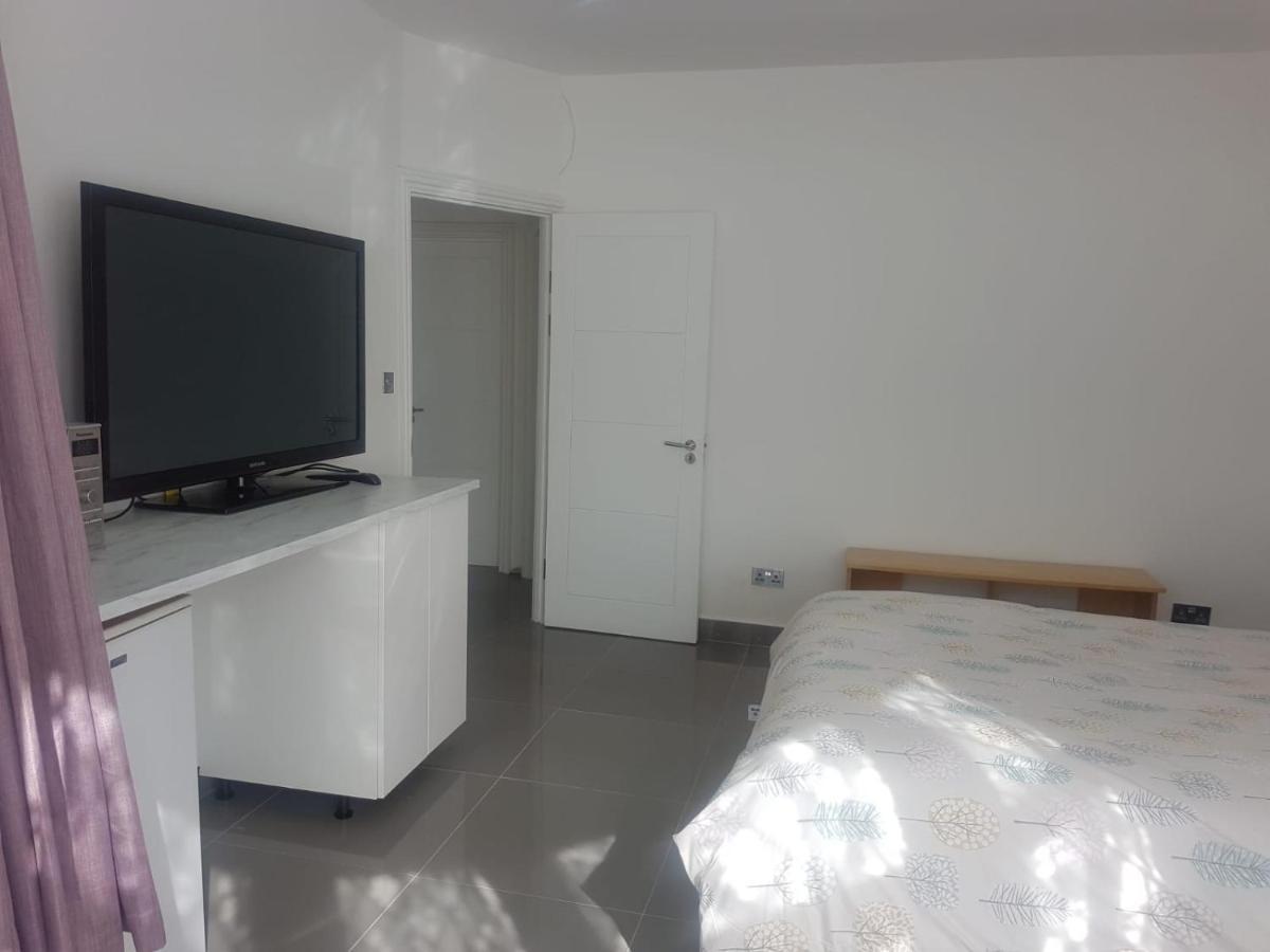 Stunning Double Room In Harrow Wembley - Khoob House London Exterior photo